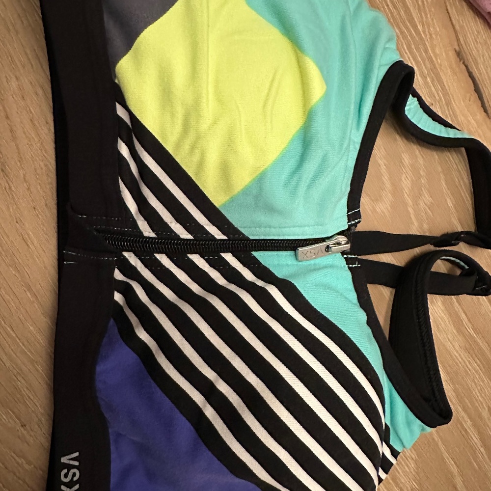 34C sport bra